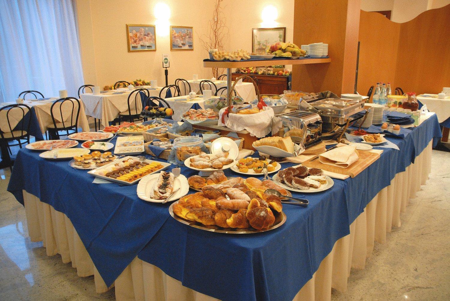 Hotel La Fenice Формиджине Экстерьер фото